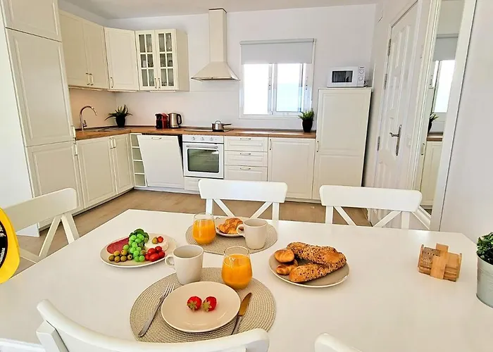 Апартаменты Ocean Sounds 2